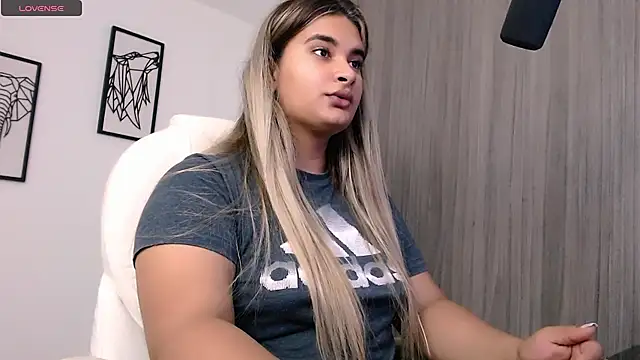 Snapshot of Kathee_zep chatting on February 9, 7:16 am Kathee zep online show from February 9, 7:16 am