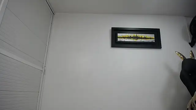 Snapshot of dayadubey_ chatting on February 17, 4:26 pm dayadubey online show from February 17, 4:26 pm