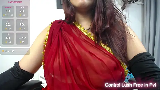 Snapshot of dayadubey_ chatting on February 27, 2:32 am dayadubey online show from February 27, 2:32 am