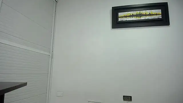Snapshot of dayadubey_ chatting on March 12, 10:05 am dayadubey online show from March 12, 10:05 am
