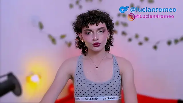 lucianromero online show from December 13, 2:54 am