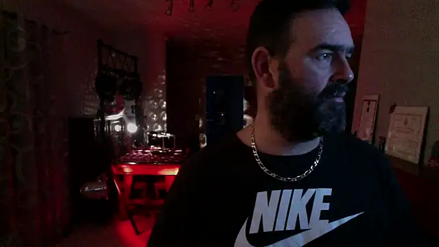 pachapeter online show from February 24, 7:30 pm