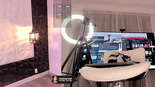 nickky   online show from November 15, 3:37 am