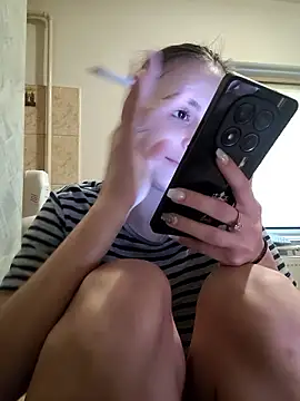 Snapshot of Perversdemlni chatting on November 9, 10:24 am Perversdemlni online show from November 9, 10:24 am