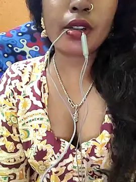 Snapshot of jasss-11 chatting on January 19, 6:32 pm jasss-11 online show from January 19, 6:32 pm