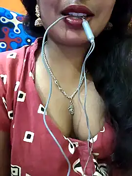 Snapshot of jasss-11 chatting on February 18, 6:37 pm jasss-11 online show from February 18, 6:37 pm