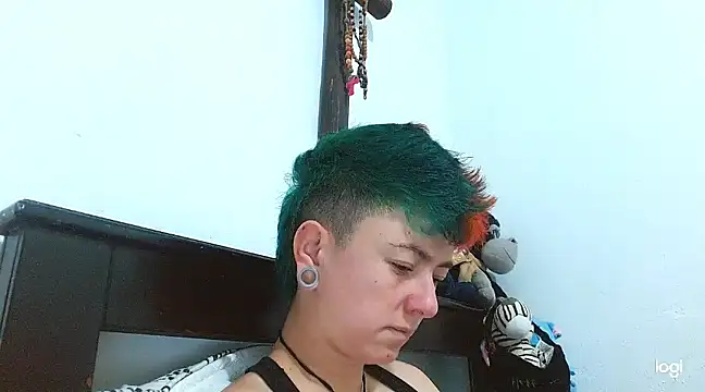 tomboyblue online show from March 4, 12:33 pm