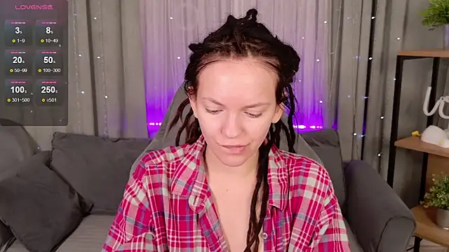 Snapshot of CoreyJane chatting on September 28, 5:02 am CoreyJane online show from September 28, 5:02 am