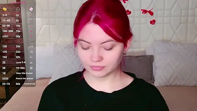 Lisa Adam online show from April 19, 6:10 pm