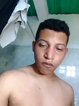 Snapshot of Fuenmayor40 chatting on December 16, 7:08 pm Fuenmayor40 online show from December 16, 7:08 pm