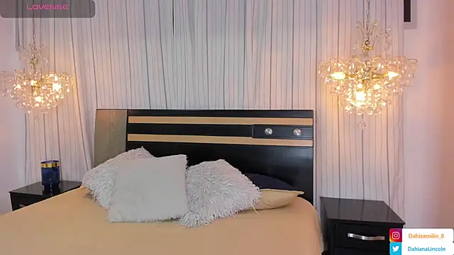 Snapshot of DahianaLincoln chatting on January 31, 1:54 am DahianaLincoln online show from January 31, 1:54 am