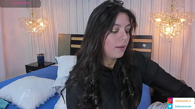 Snapshot of DahianaLincoln chatting on February 9, 1:55 am DahianaLincoln online show from February 9, 1:55 am