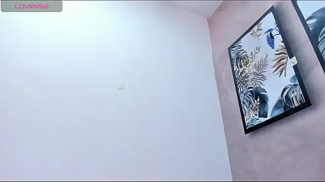 Snapshot of DahianaLincoln chatting on November 4, 5:56 pm DahianaLincoln online show from November 4, 5:56 pm