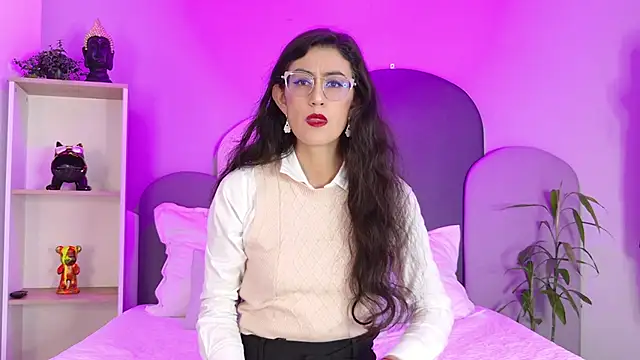 SophieGomez22 online show from April 4, 11:18 am