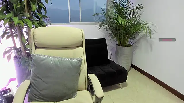 Snapshot of DanielGomez9 chatting on March 13, 11:16 pm DanielGomez9 online show from March 13, 11:16 pm