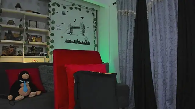 Snapshot of Couple_muscle1 chatting on November 16, 5:51 pm Couple muscle1 online show from November 16, 5:51 pm