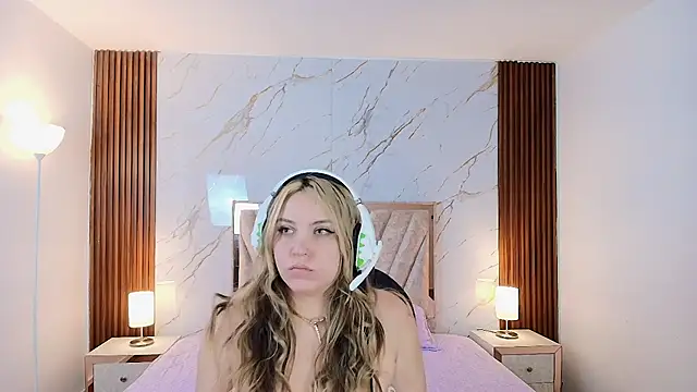 Annie mone online show from January 8, 10:23 pm