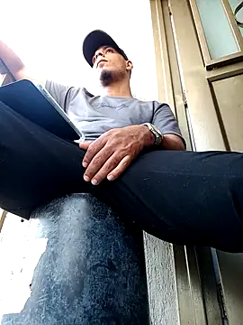 bonehur online show from October 23, 9:02 pm