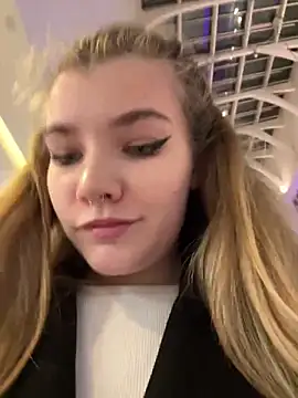 Holy Tereza online show from December 11, 3:37 pm