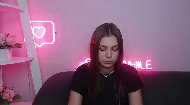 MilanaAngelAs online show from February 7, 5:07 pm