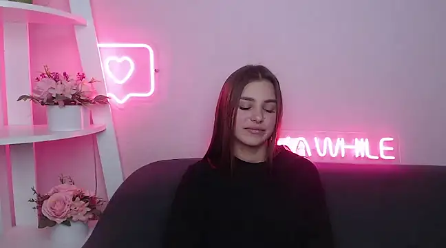 MilanaAngelAs online show from February 22, 3:03 pm