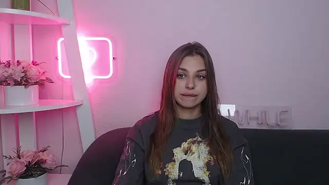 MilanaAngelAs online show from September 13, 4:34 am