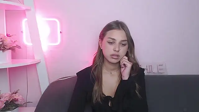 MilanaAngelAs online show from September 15, 1:00 pm