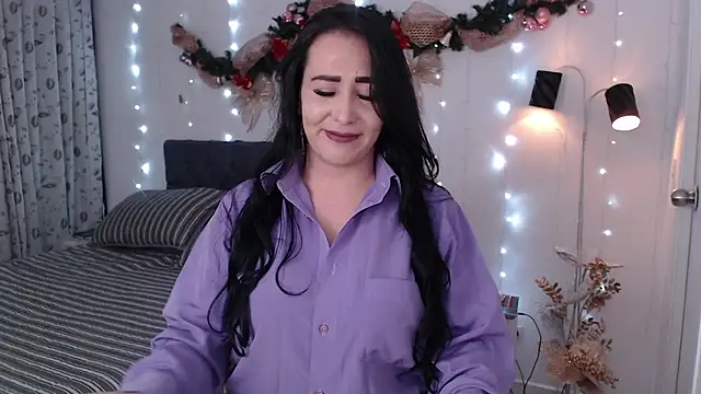 Snapshot of miawilson_1 chatting on December 29, 4:05 am miawilson 1 online show from December 29, 4:05 am