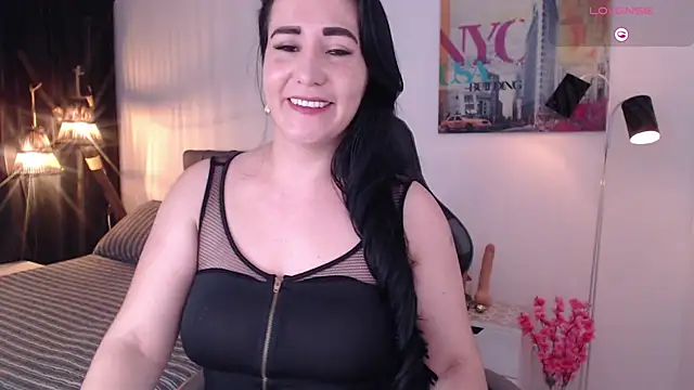 Snapshot of miawilson_1 chatting on February 9, 3:22 am miawilson 1 online show from February 9, 3:22 am