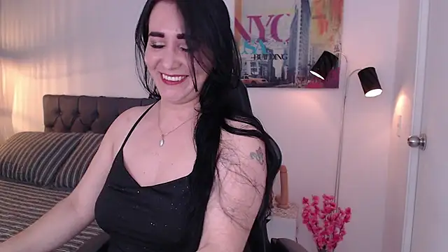 Snapshot of miawilson_1 chatting on February 10, 12:19 am miawilson 1 online show from February 10, 12:19 am