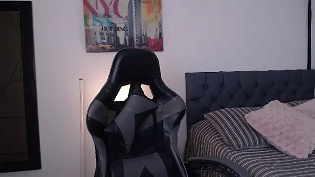 Snapshot of miawilson_1 chatting on September 14, 4:11 am miawilson 1 online show from September 14, 4:11 am