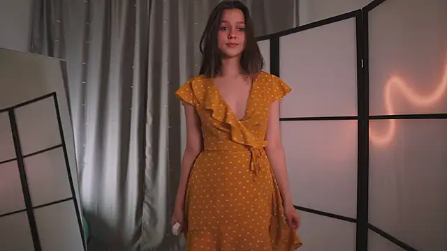 Addelin Moon online show from February 21, 4:37 pm