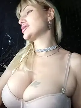 Freya Milf online show from November 29, 1:25 pm