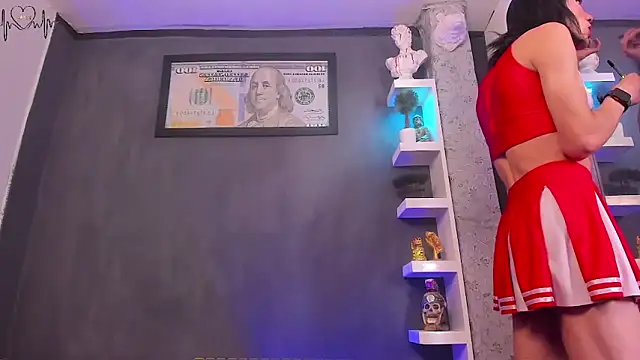 londoreales online show from March 8, 8:46 pm