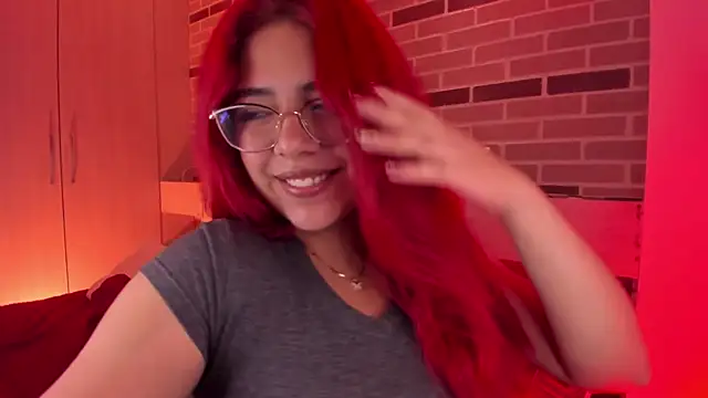 Rousse Collinss online show from January 29, 10:32 pm