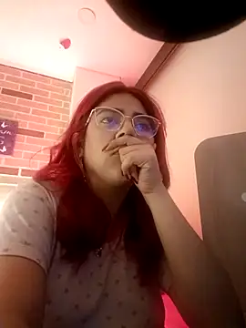 Rousse Collinss online show from November 1, 5:09 am