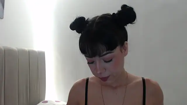 Snapshot of Caribbean_beauty_ chatting on October 4, 6:50 pm Caribbean beauty online show from October 4, 6:50 pm