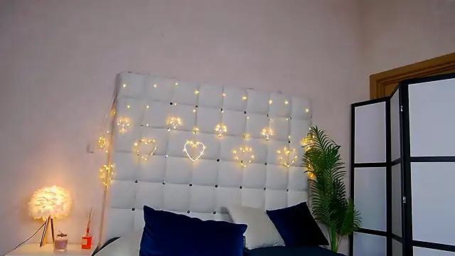 NicoleRosss online show from January 30, 11:22 am