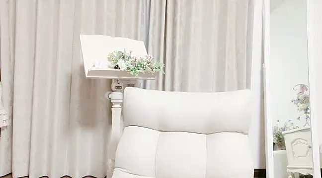 Snapshot of xxArisaxx chatting on February 25, 1:17 pm xxArisaxx online show from February 25, 1:17 pm