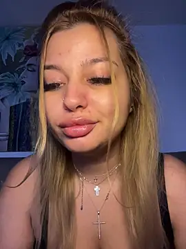 AllysonK online show from November 19, 3:23 pm