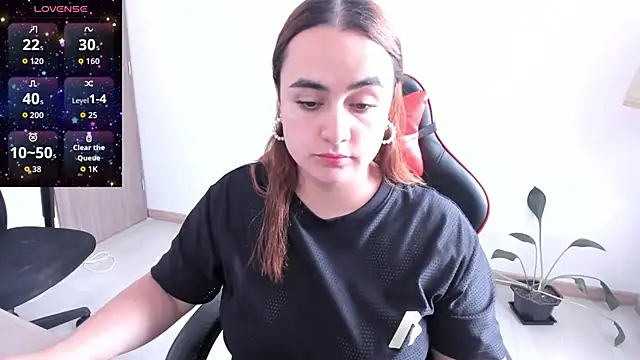 maryluna95 online show from April 20, 8:32 pm