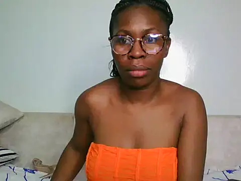 lisaa544 online show from September 29, 11:37 am