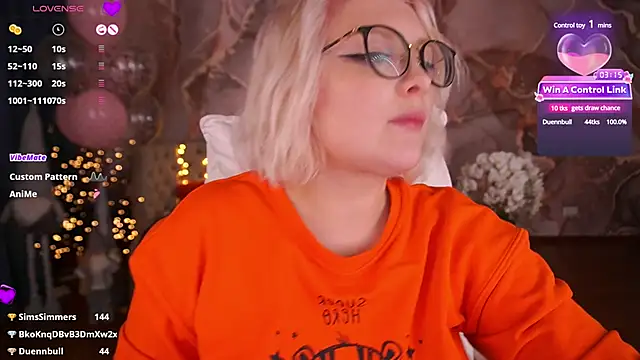 Snapshot of CoolTatis chatting on January 22, 12:16 am CoolTatis online show from January 22, 12:16 am