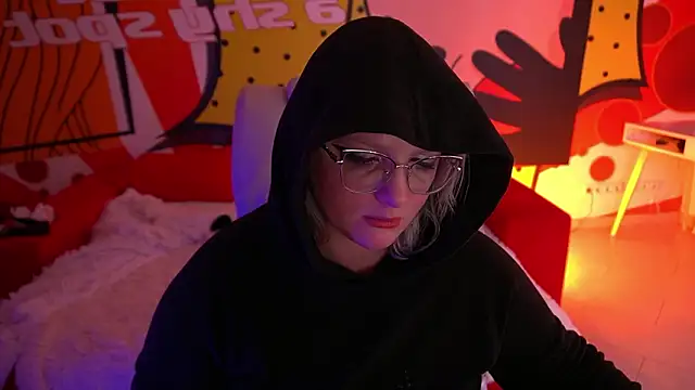 CoolTatis online show from February 2, 9:13 pm