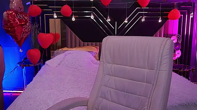 CoolTatis online show from February 25, 9:08 am