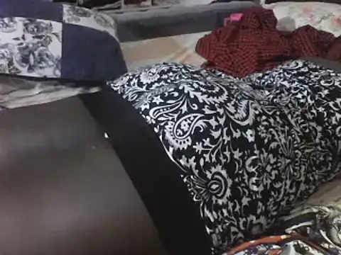 Snapshot of zainabsmile chatting on March 4, 9:22 pm zainabsmile online show from March 4, 9:22 pm