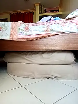 Snapshot of zainabsmile chatting on October 17, 11:02 am zainabsmile online show from October 17, 11:02 am