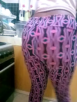 Snapshot of zainabsmile chatting on November 3, 5:03 pm zainabsmile online show from November 3, 5:03 pm