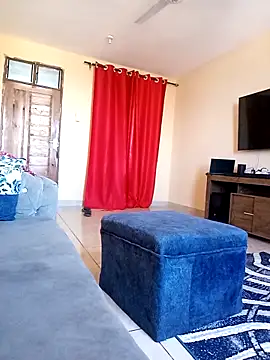 Snapshot of zainabsmile chatting on November 6, 8:59 am zainabsmile online show from November 6, 8:59 am