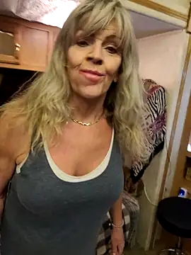 Snapshot of annika_lately chatting on September 22, 2:13 am annika lately online show from September 22, 2:13 am